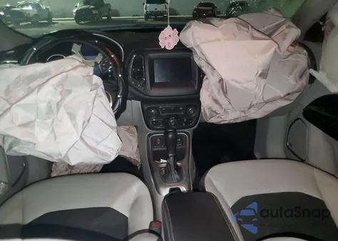 2018 Jeep Compass La from USA, damaged, VIN 376848